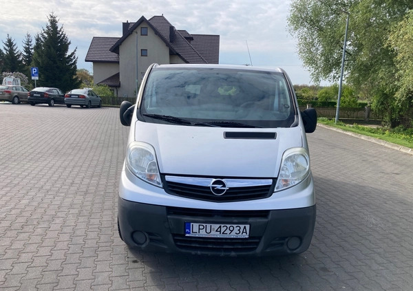 Opel Vivaro cena 36900 przebieg: 215000, rok produkcji 2011 z Puławy małe 79